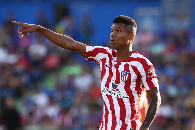 马卡:皇马考虑租雷尼尔至药厂 以便引进哈弗茨 马卡:皇马考虑租雷尼尔至药厂 以便引进哈弗茨